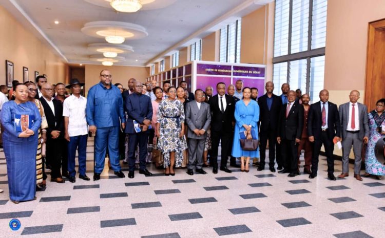  L&rsquo;HONORABLE PRESIDENT DU SENAT, LE PROFESSEUR MODESTE BAHATI LUKWEBO, INAUGURE LE CENTRE DES RESSOURCES NUMERIQUES DU SENAT