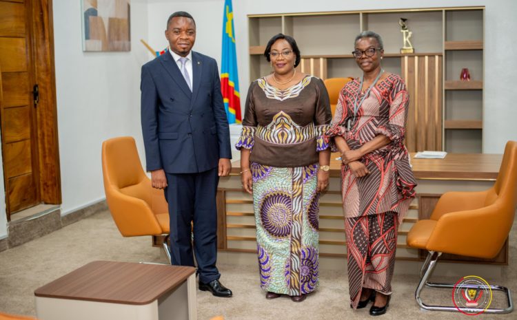 L&rsquo;HONORABLE RAPPORTEURE DU SENAT, NEFERTITI NGUDIANZA, POUR LE RAYONNEMENT DE LA GENTE FEMININE CONGOLAISE